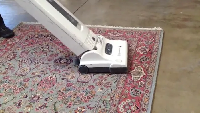 How Should You Vacuum Your Area Rugs?
